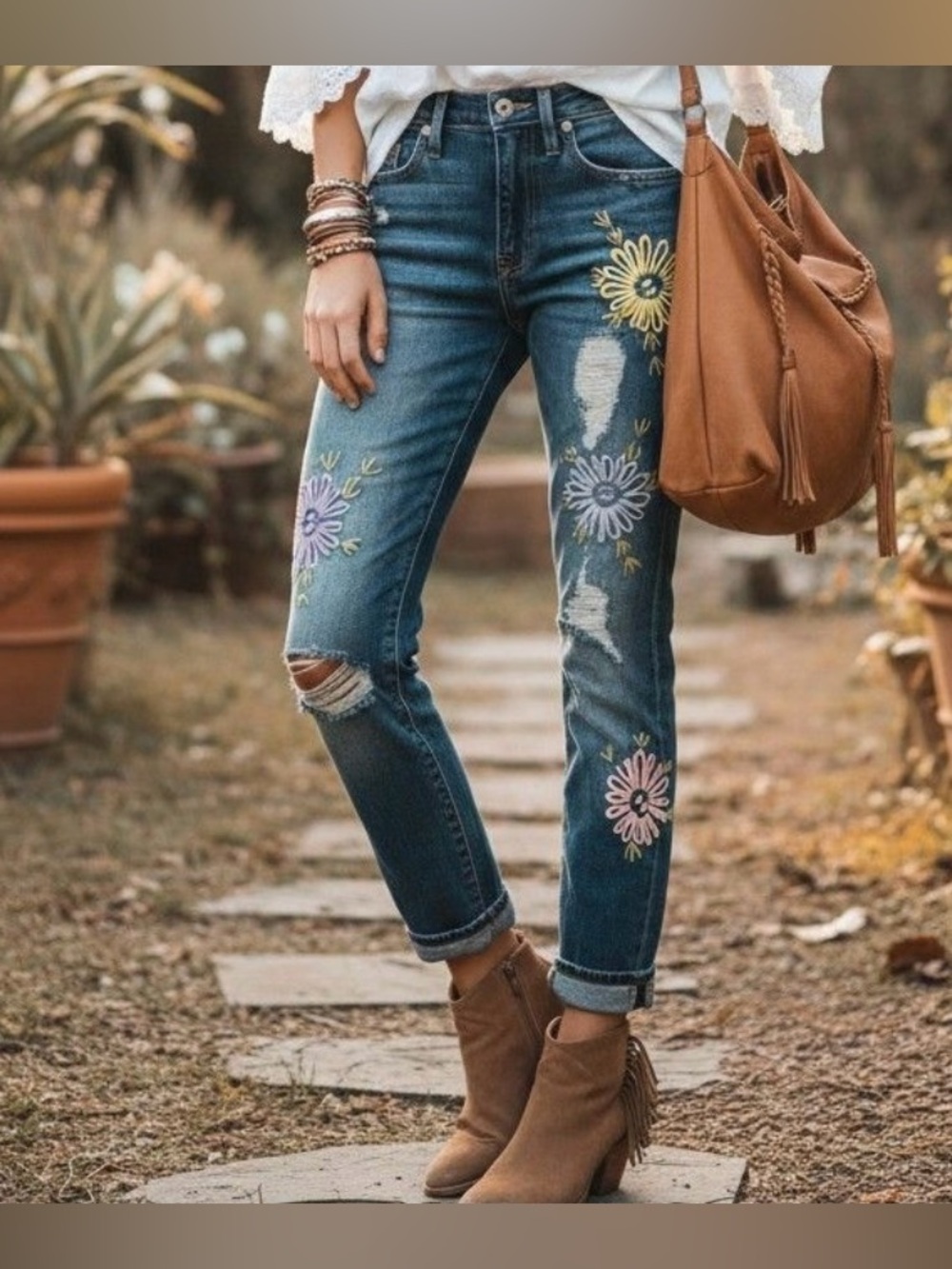 Artisan de Luxe Denim Jean w/embroidered flowers size 24/womens Double Zero tank